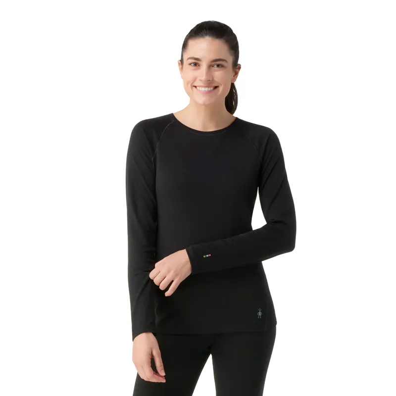 Smartwool Classic All-Season Merino Base Layer Crew Women's in Black