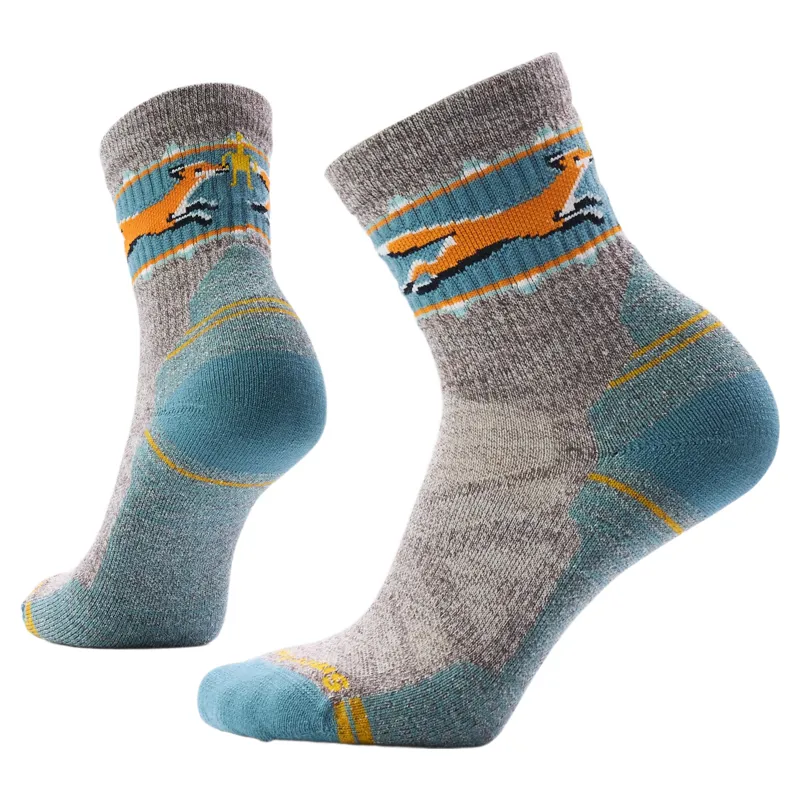 Smartwool Womens Hike Light Cushion Fox Meadow Mid Crew Socks in Taupe / Natural Marl