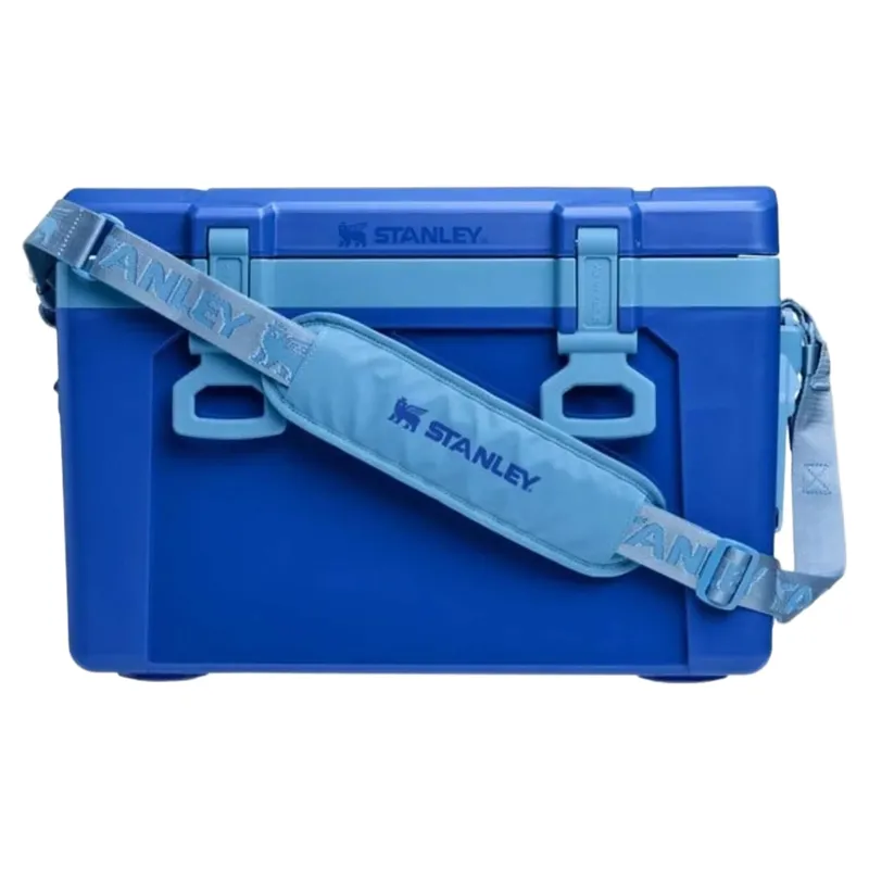 Stanley The Easy-Carry Outdoor Cooler 23L in Cobalt