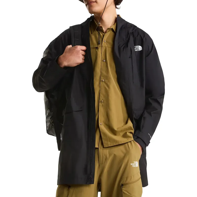 The North Face Men's Packable Shell Parka in TNF Black-11
