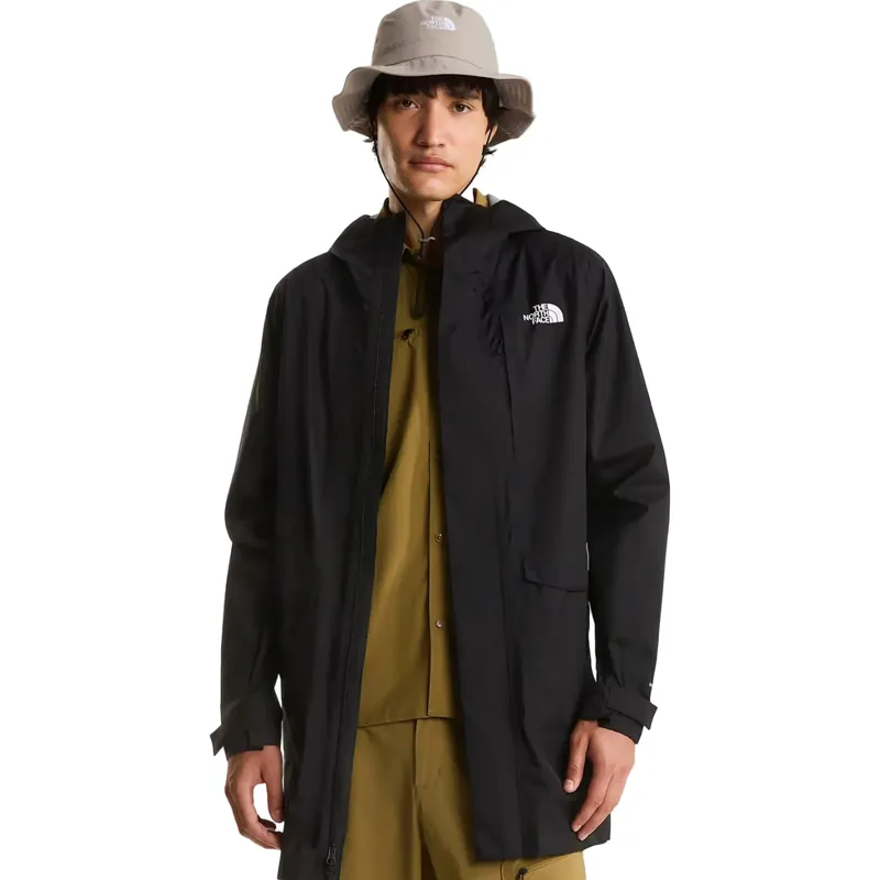 The North Face Men's Packable Shell Parka in TNF Black-6