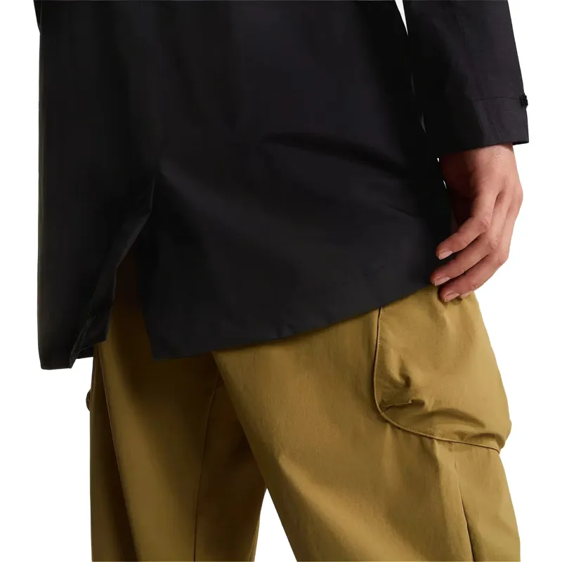 The North Face Men's Packable Shell Parka in TNF Black-9