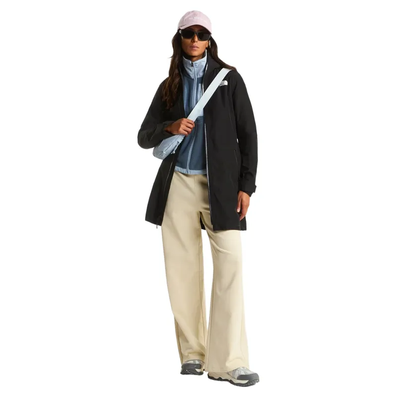 The North Face Womens Dry Hikesteller Parka in TNF Black-2