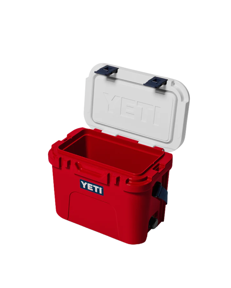 Yeti Roadie 15 Hard Cooler in Patriotic 26-2