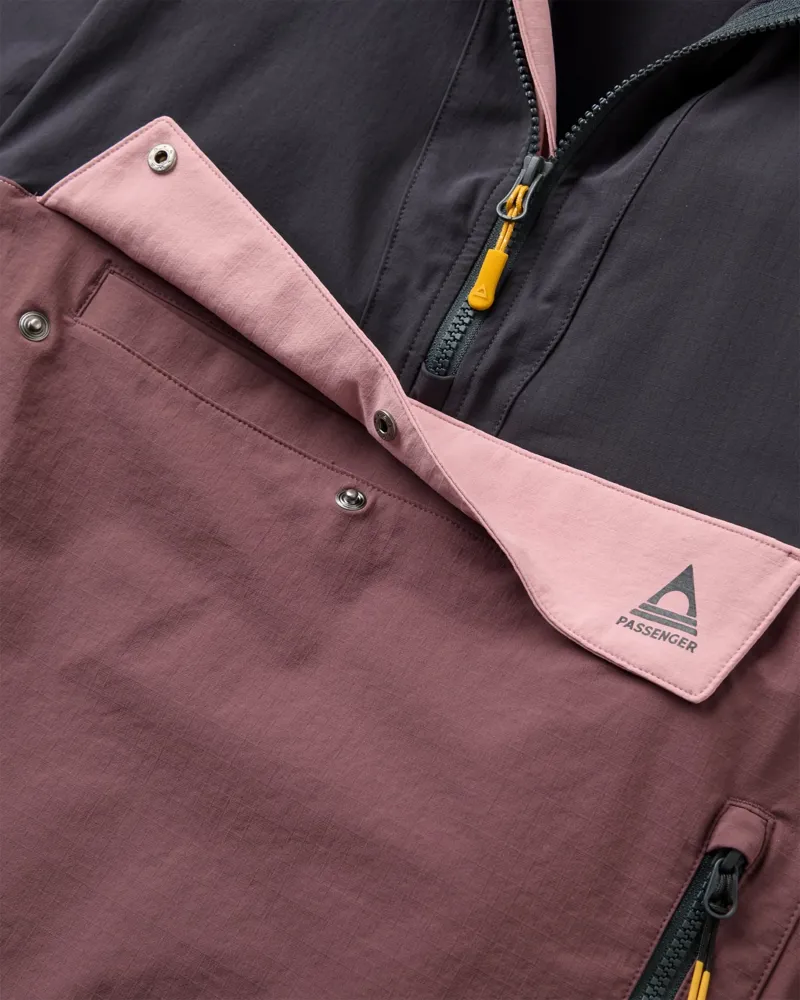Passenger Womens Trailscape Lite Recycled Softshell Anorak in Brambleberry / Faded Black-1