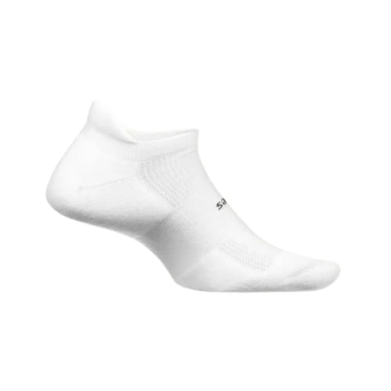 Feetures High Performance Light Cushion No Show Tab in White
