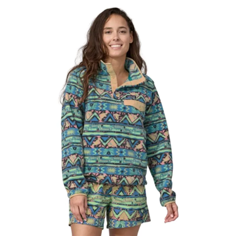 Patagonia Women's Lightweight Synchilla Snap-T Pullover in High Hopes Geo/Salamander Green